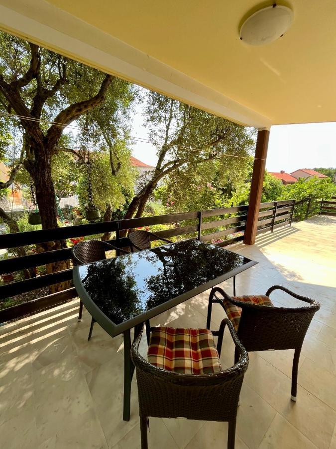 Apartmani Zora Cres Extérieur photo